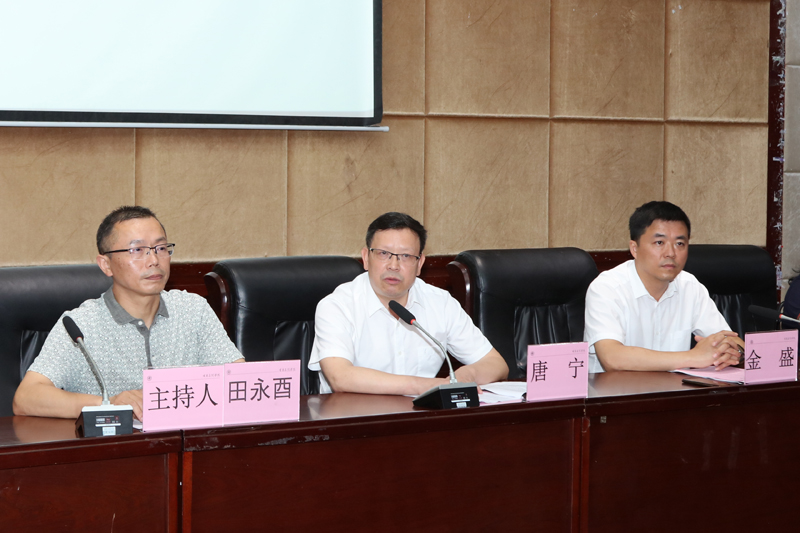 Iyzl_1664957888281074790.jpg 2.jpg