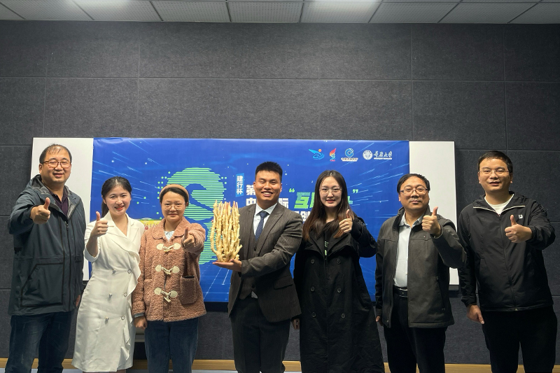 sZVA_1669860047996041809.jpg 1.jpg