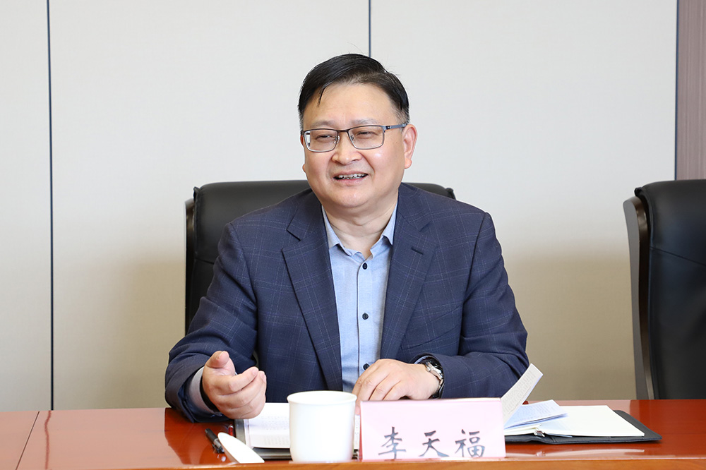 EmLf_1712632683424044540.jpg 3.jpg